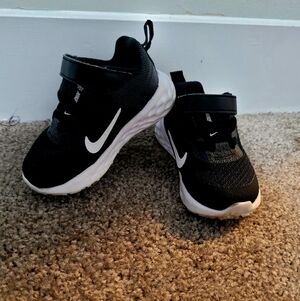 ‼️PRICE IS FIRM‼️Nike Shoes